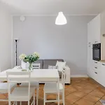 Italian Experience- Cyca * Loreto